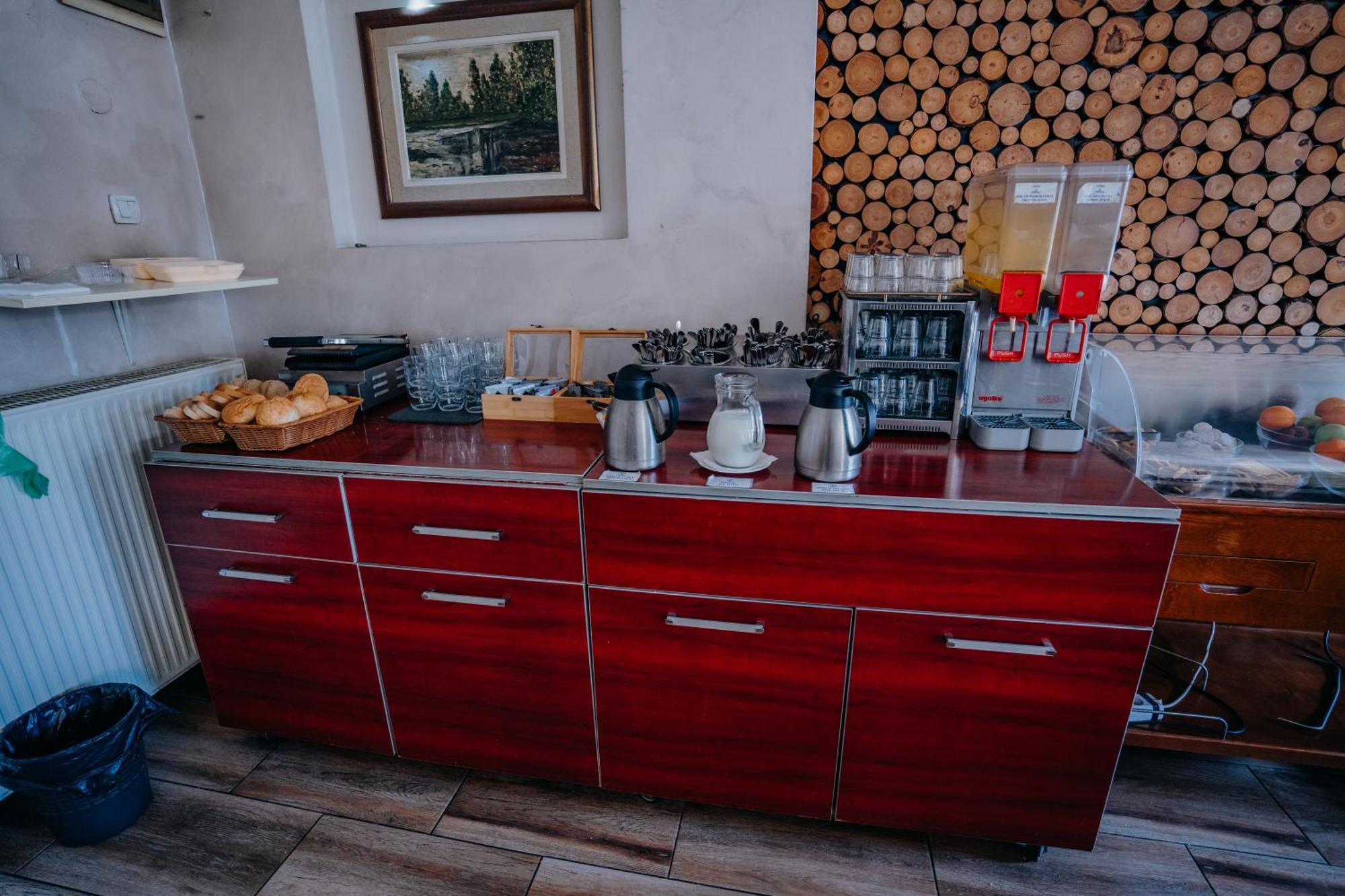 Gros Hotel - Leskovac Leskovac  Extérieur photo